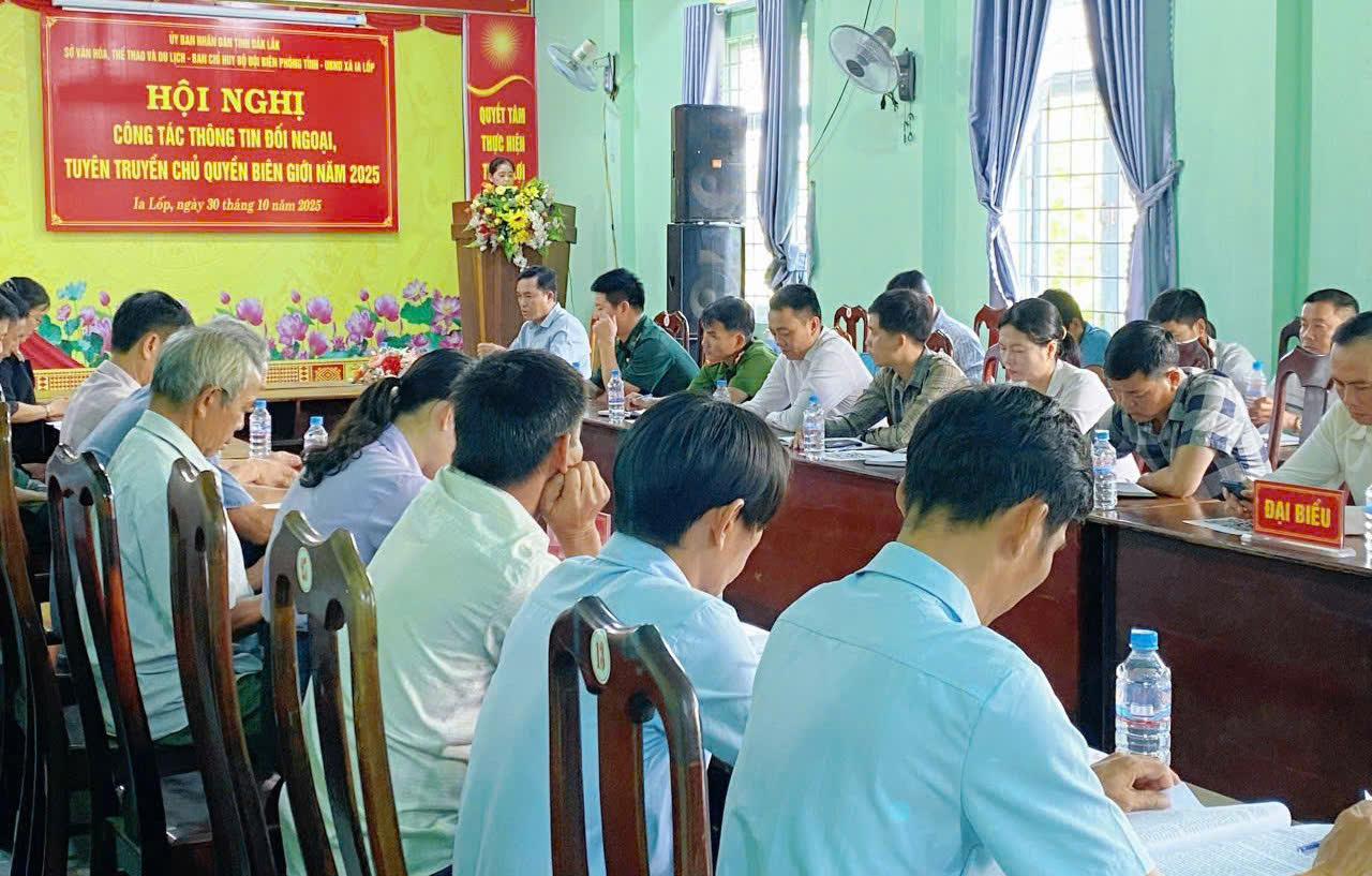 Quang cảnh Hội nghị tuyên truyền chủ quyền biên giới và thông tin đối ngoại năm 2025 tại xã Ia Lốp, Đắk Lắk